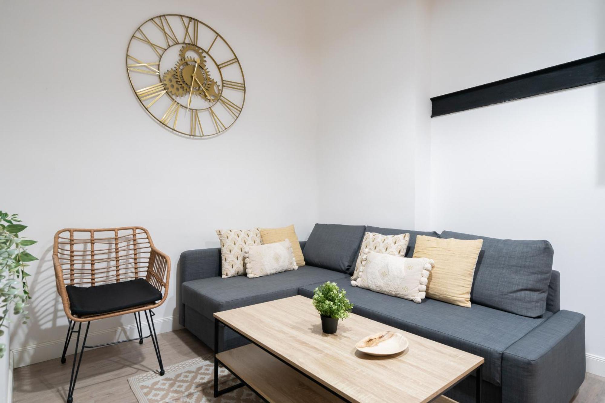 Apartamento Lofts Reformados En El Bernabeu Alquiler Temporal Madrid Exterior foto